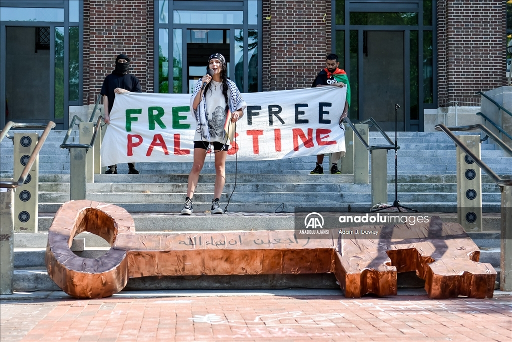 Michigan Üniversitesi öğrencileri Nekbe'nin 76. yıl dönümü nedeniyle Gazze'ye yönelik saldırıları protesto etti