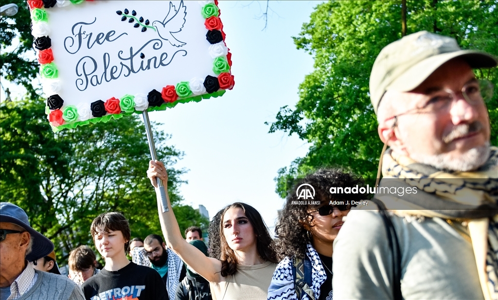 Michigan Üniversitesi öğrencileri Nekbe'nin 76. yıl dönümü nedeniyle Gazze'ye yönelik saldırıları protesto etti