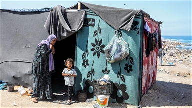 Gazze'de günlük yaşam savaşın gölgesinde devam ediyor