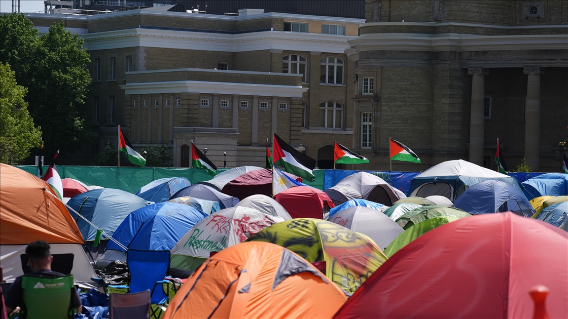 Toronto Üniversitesi öğrencilerinin Filistin'e destek gösterisi devam ediyor