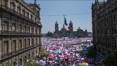В Мексике прошел крупный митинг в преддверии выборов