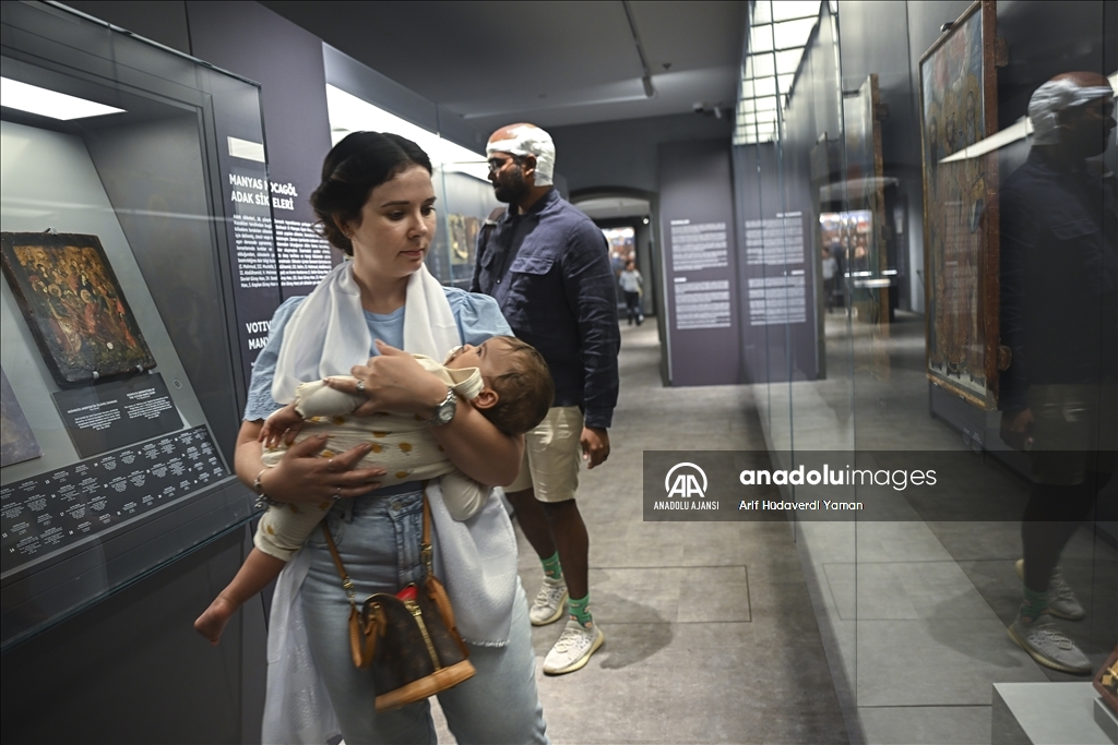 Ayasofya Tarih ve Deneyim Müzesi, Ayasofya'nın 1700 yıllık zengin tarihine ışık tutuyor