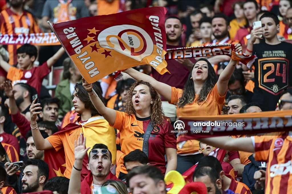Süper Lig'de şampiyon Galatasaray