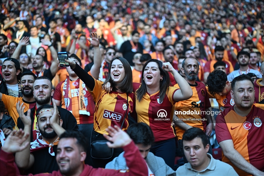 Galatasaray Futbol Takımı, RAMS Park'a ulaştı