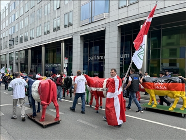 Manifestation des producteurs laitiers à Bruxelles