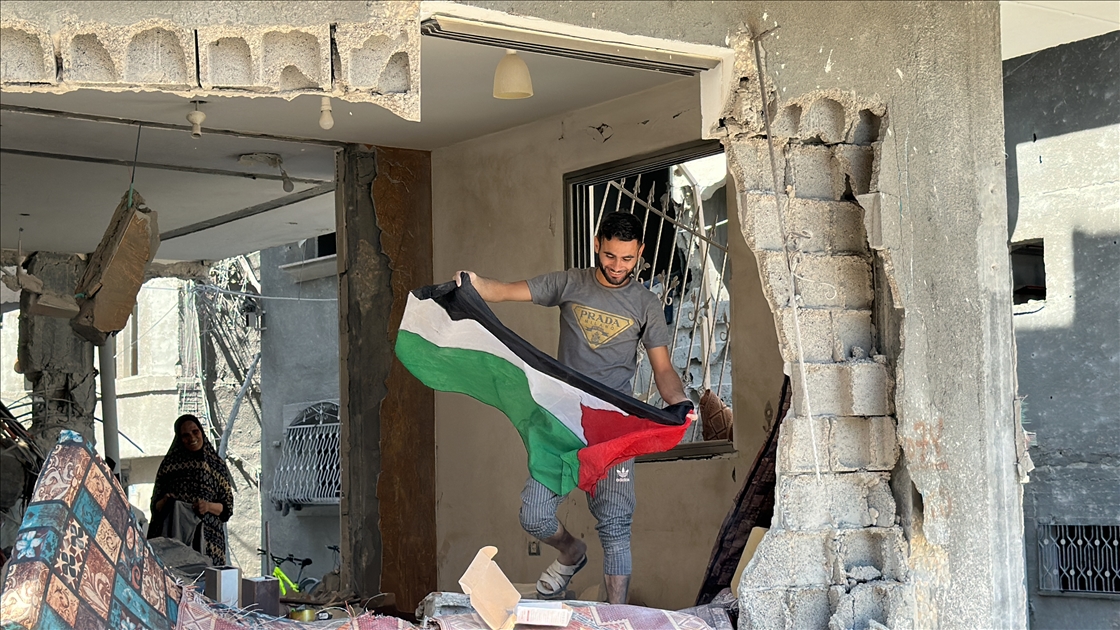 İsrail ordusunun çekildiği Cibaliya'daki yıkım görüntülendi