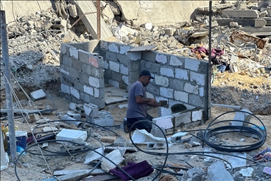 Палестинцы в секторе Газа борются за выживание под израильскими атаками