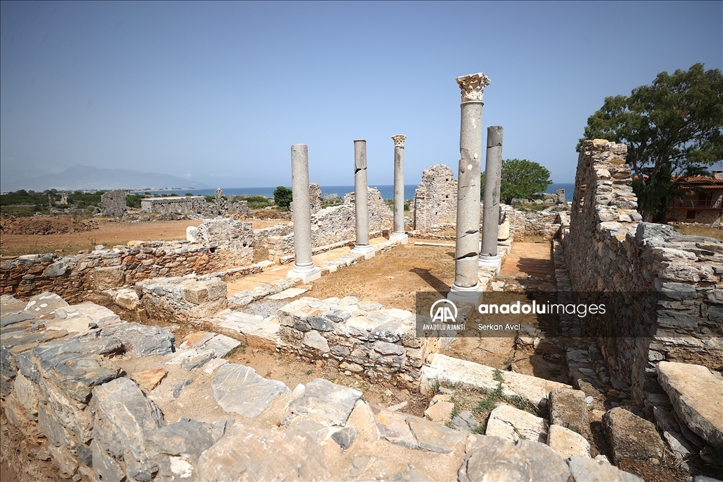 Mersin'deki Anemurium Antik Kenti'nde kazı ve restorasyon sürüyor