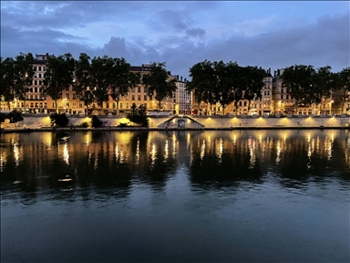 Une nuit à Lyon : « La Ville Lumière » en images