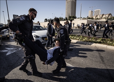 В Западном Иерусалиме прошла акция протеста ультраортодоксальных евреев против обязательной военной службы в армии Израиля