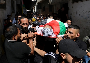 На оккупированном Западном берегу прошла церемония похорон убитого израильскими силами палестинца