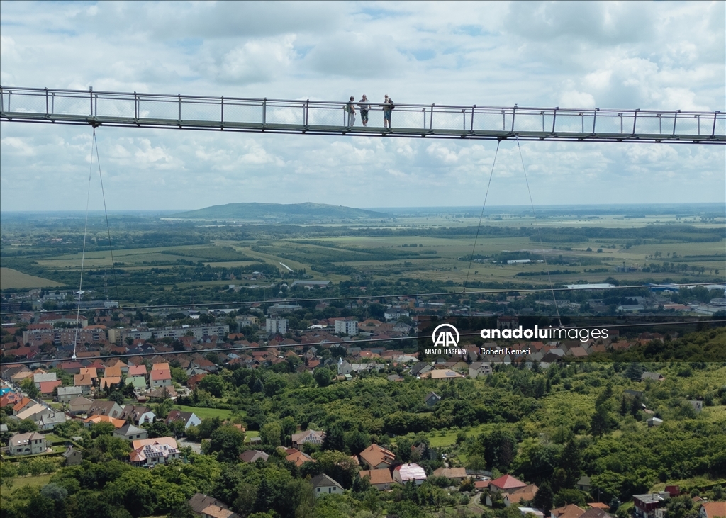Longest two-way suspension bridge opens to the public for the first time in Hungary