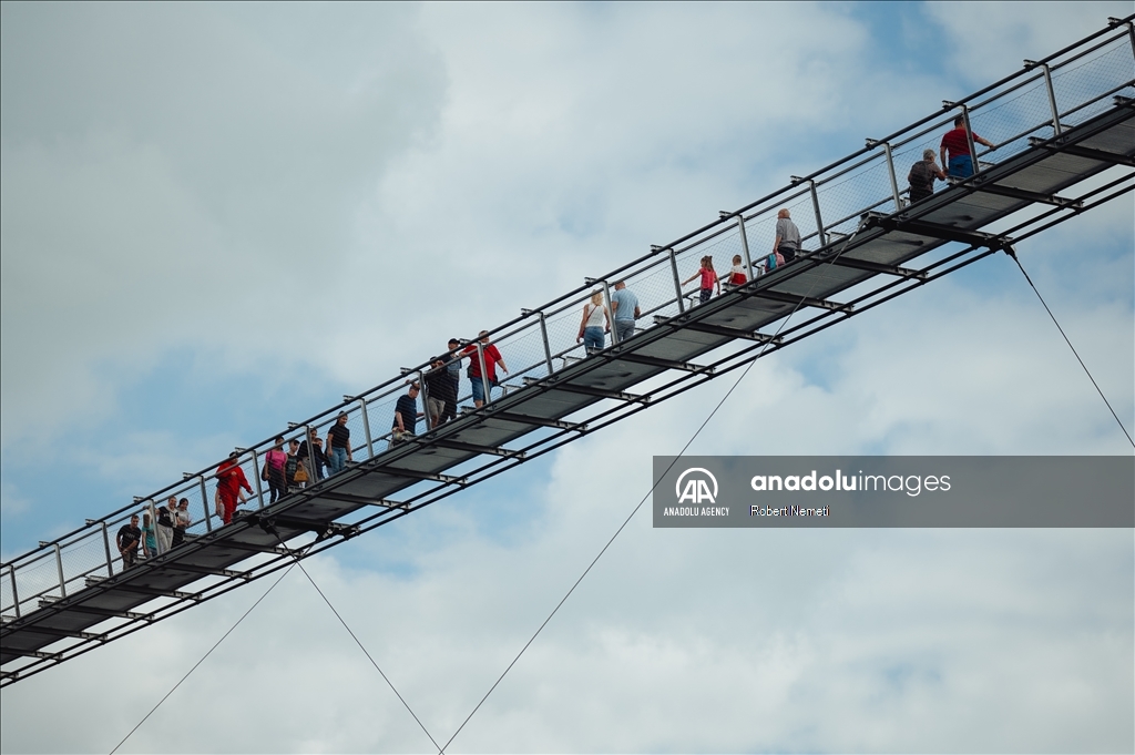 Longest two-way suspension bridge opens to the public for the first time in Hungary