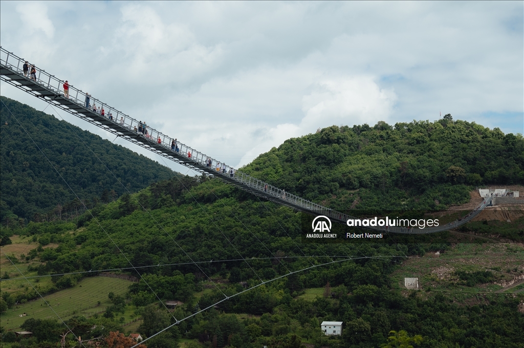 Longest two-way suspension bridge opens to the public for the first time in Hungary