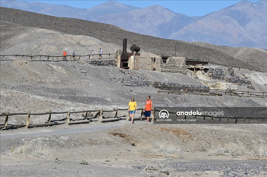 Dünyanın en sıcak yerlerinden ABD'deki Death Valley'de sıcaklık 50 derece ölçüldü