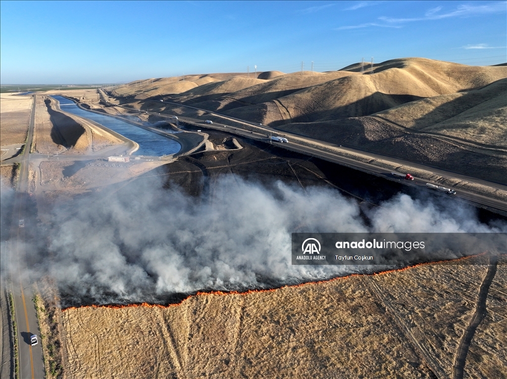 Poleline fire in Merced County of California