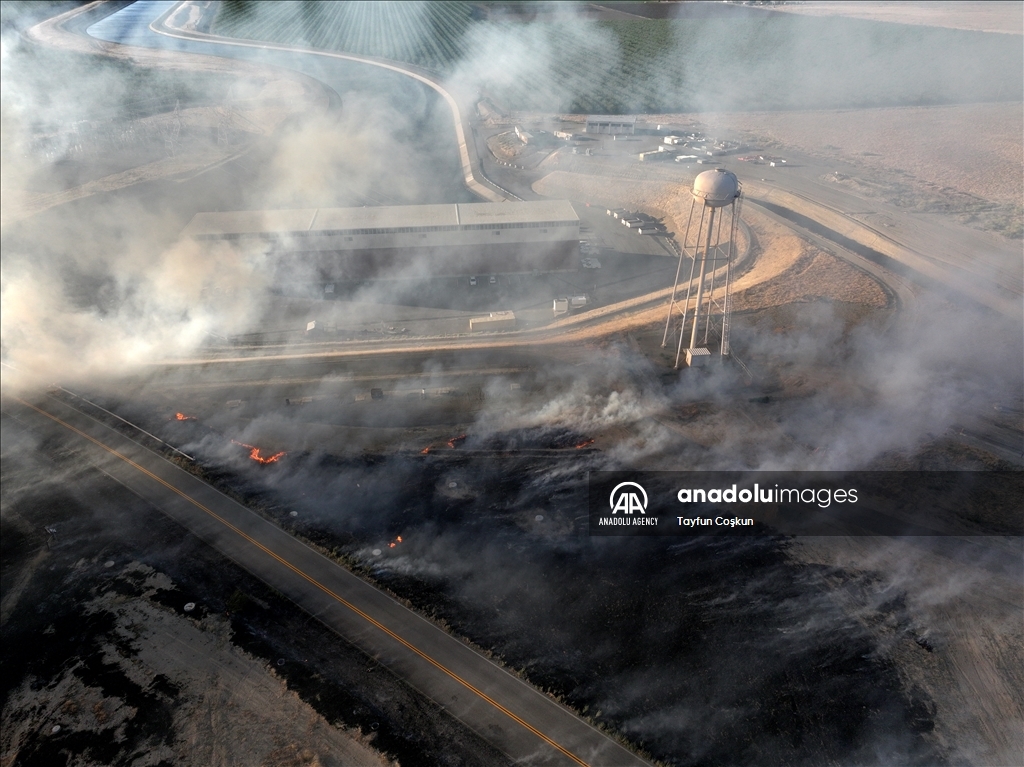 Poleline fire in Merced County of California