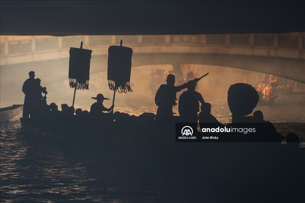 Çin'de Ejderha Kayığı Festivali