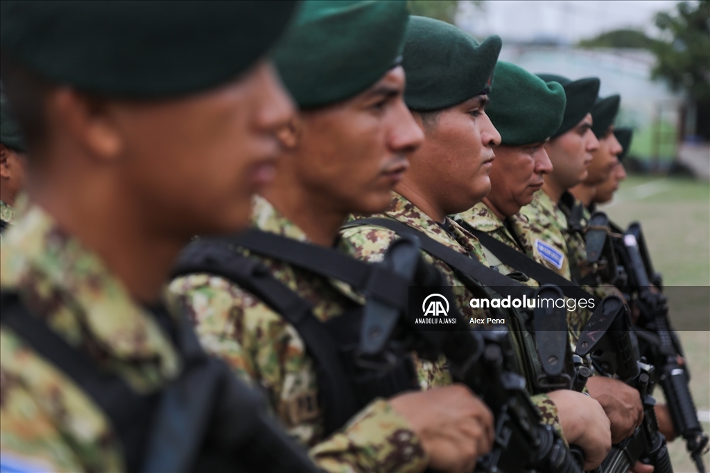 El Salvador'da çetelere karşı çok sayıda asker ve polis memuru görevlendirildi