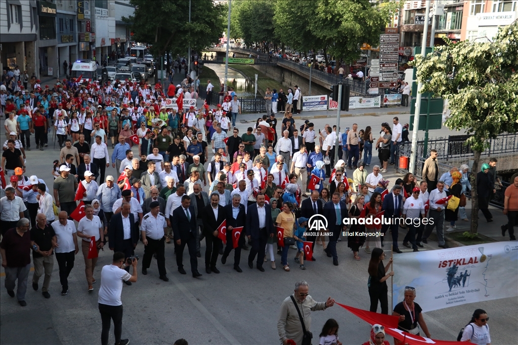 Kastamonu'da 4 gün süren 95 kilometrelik "Atatürk ve İstiklal Yolu Yürüyüşü" sona erdi