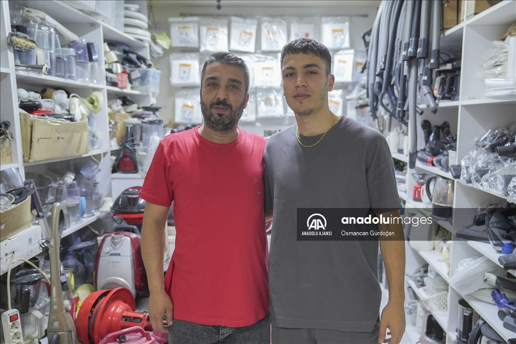 Babaların çocuklarına hediyesi: Altın Bilezik