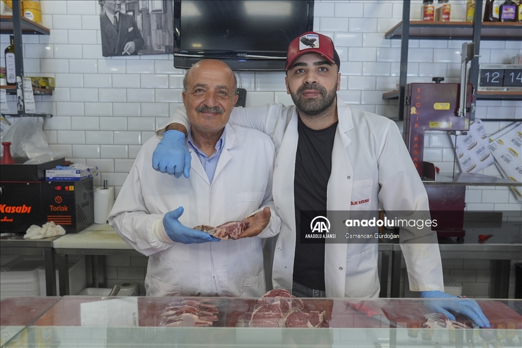 Babaların çocuklarına hediyesi: Altın Bilezik