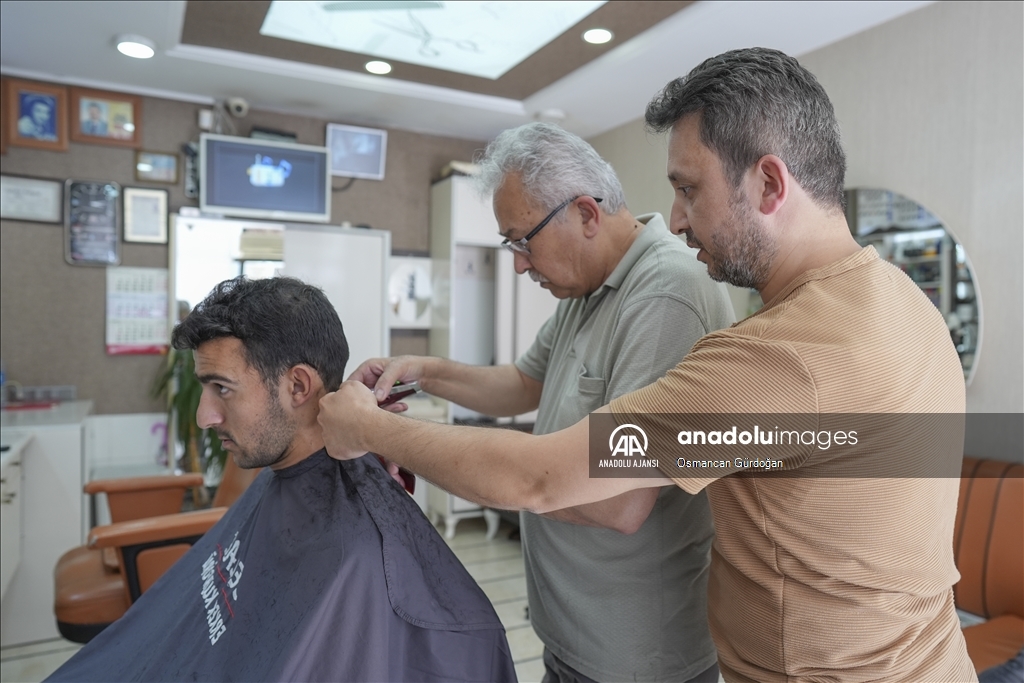 Babaların çocuklarına hediyesi: Altın Bilezik