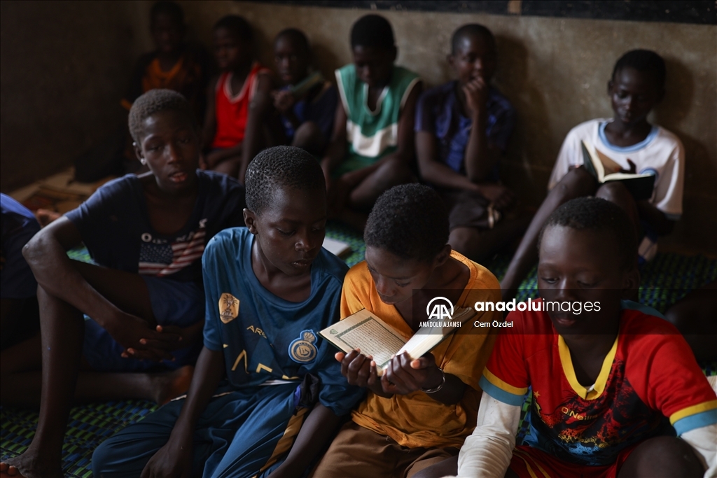 Dünyada eğitim hakkından en çok Afrikalı çocuklar mahrum kalıyor