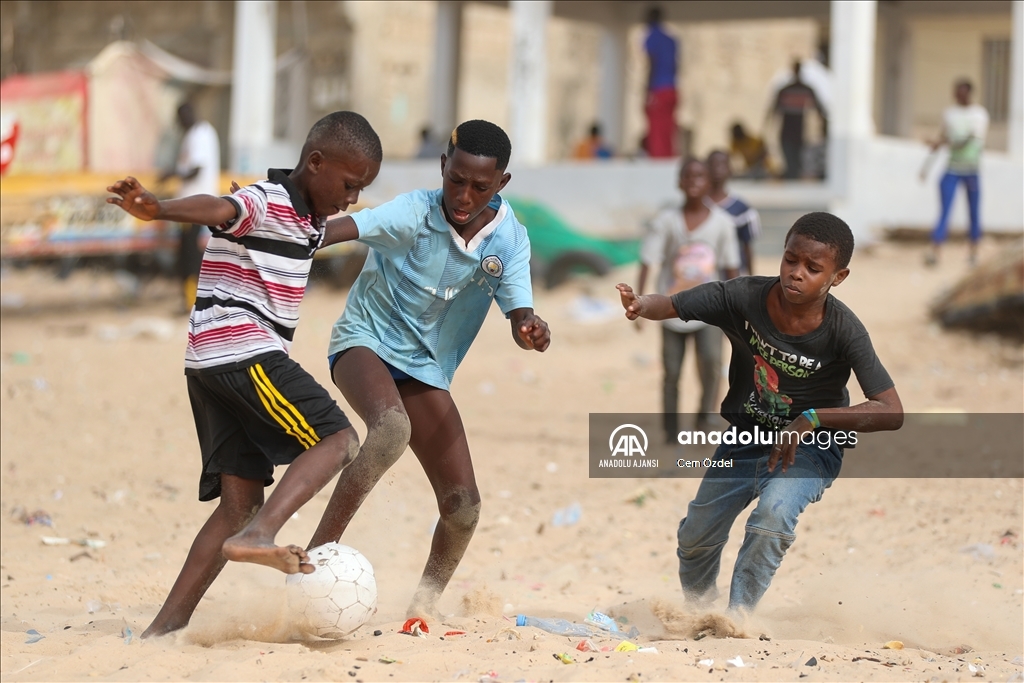 Dünyada eğitim hakkından en çok Afrikalı çocuklar mahrum kalıyor