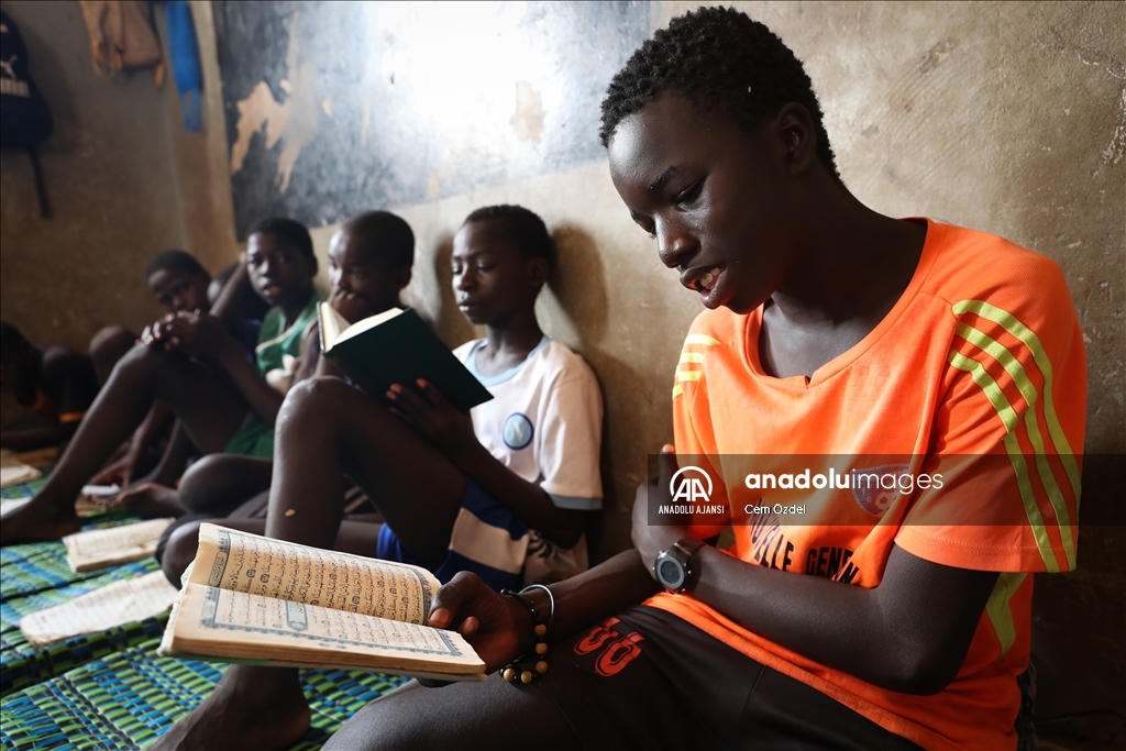 Dünyada eğitim hakkından en çok Afrikalı çocuklar mahrum kalıyor