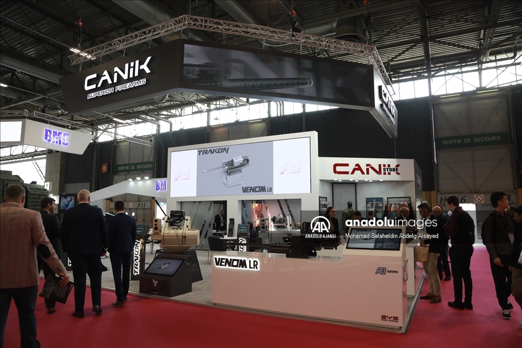 HAVELSAN'ın geliştirdiği simülatörler, CANiK ve bağlı olduğu SYS Grup şirketleri Paris'teki Eurosatory Fuarı'nda sergileniyor