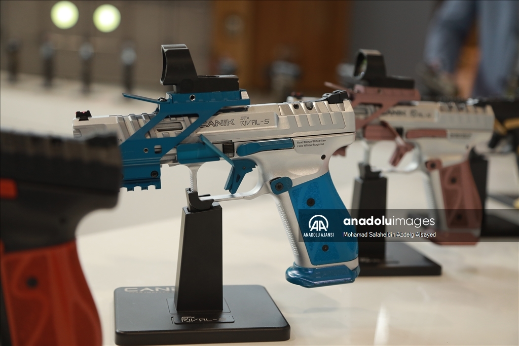 HAVELSAN'ın geliştirdiği simülatörler, CANiK ve bağlı olduğu SYS Grup şirketleri Paris'teki Eurosatory Fuarı'nda sergileniyor