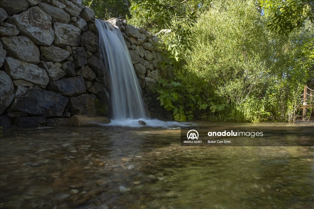 В национальном эпарке Мунзур в турецком Тунджели открылся туристический сезон