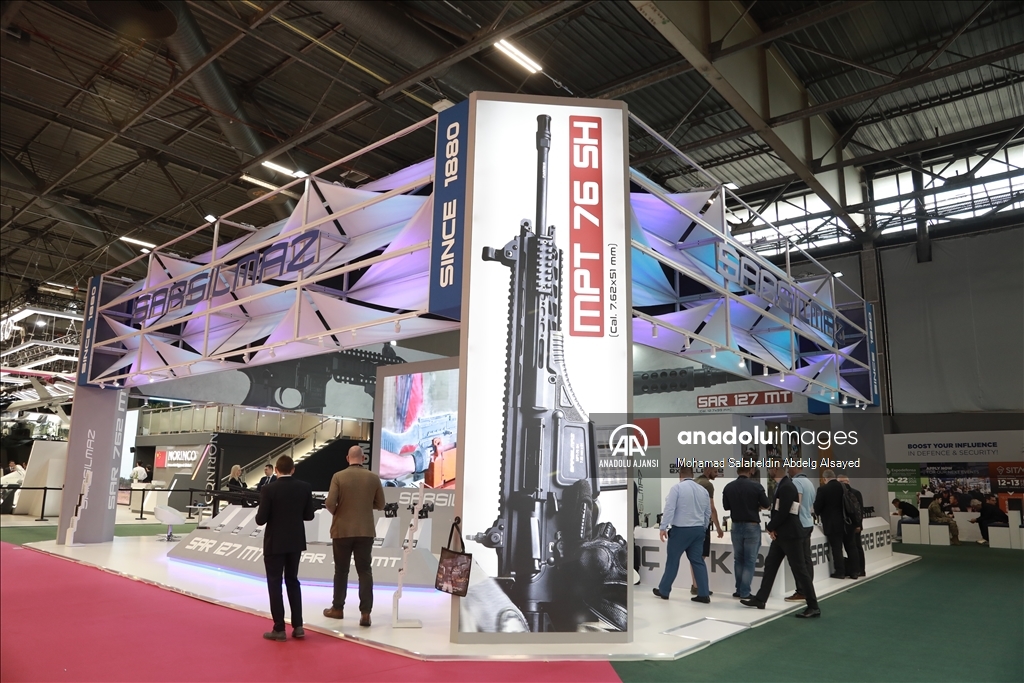 HAVELSAN'ın geliştirdiği simülatörler, CANiK ve bağlı olduğu SYS Grup şirketleri Paris'teki Eurosatory Fuarı'nda sergileniyor