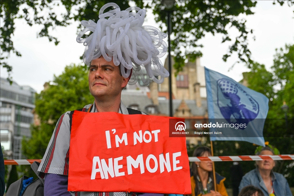 "Restore Nature Now" march by environmental activists in London