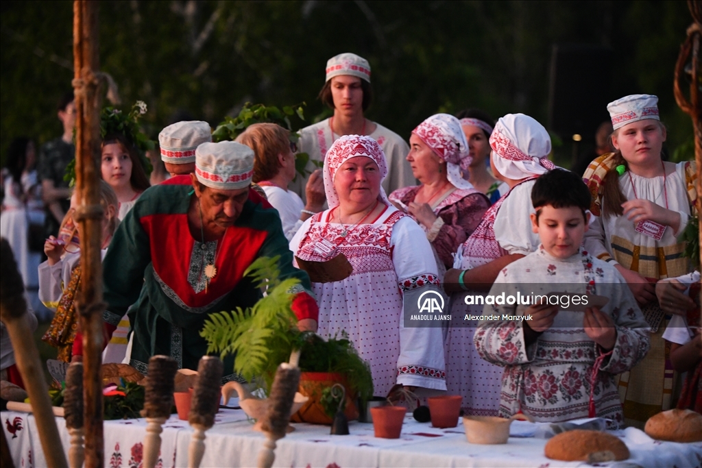 Rusya'da 'Yaz Gün Dönümü' kutlamaları
