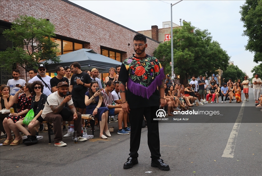 Cultural breeze from Spain in Brooklyn, New York