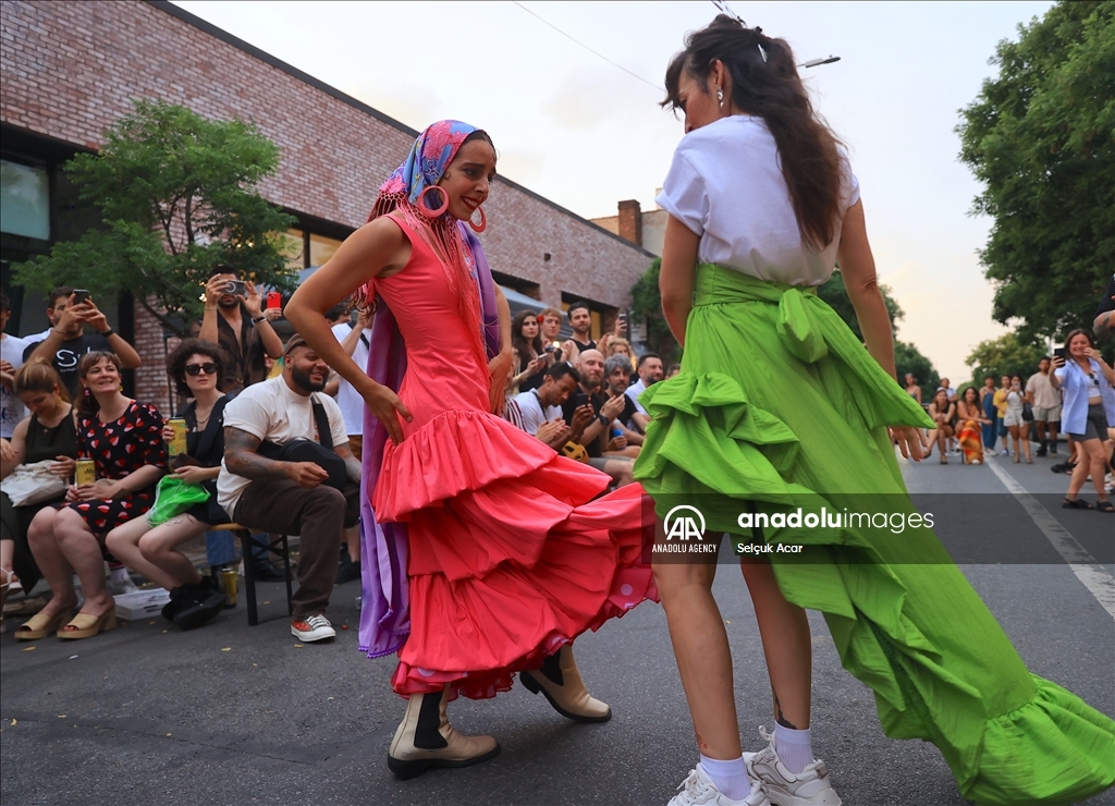 Cultural breeze from Spain in Brooklyn, New York