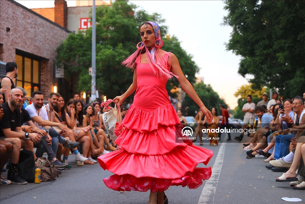 Cultural breeze from Spain in Brooklyn, New York