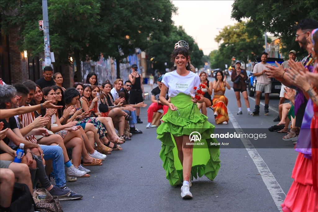 Cultural breeze from Spain in Brooklyn, New York