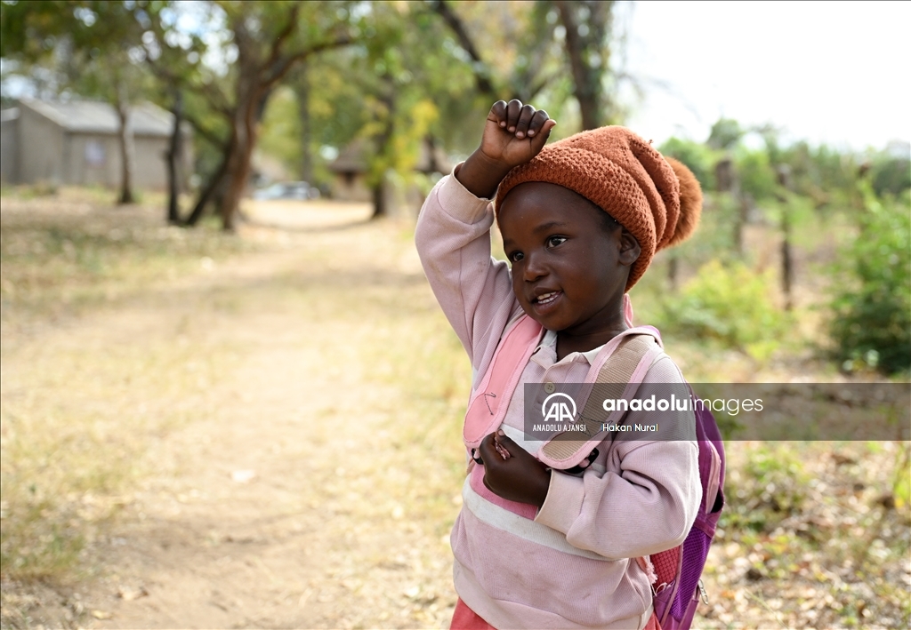 Zimbabve’de çocuk olmak