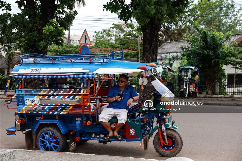 Laos'un başkenti Viyentiyan'da günlük yaşam