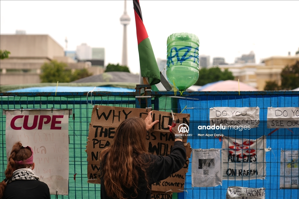 Kanada'da mahkeme, Toronto'daki Filistin yanlısı göstericilerin kurdukları kampı kaldırmalarına karar verdi