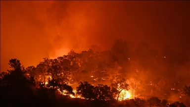 Kaliforniya'nın Butte bölgesinde çıkan orman yangınına müdahale devam ediyor