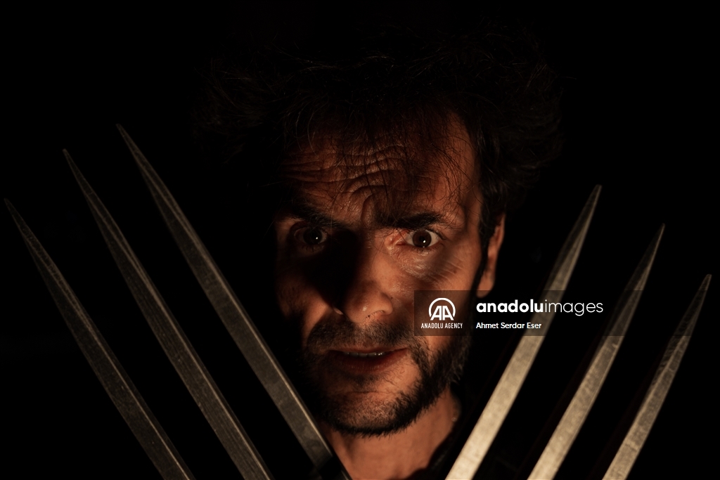 "Yerli Wolverine" verdiği pozlarla film sahnelerini aratmıyor