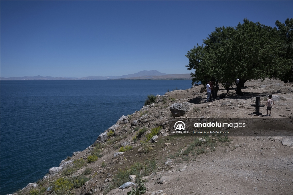 Van Gölü'ndeki Akdamar Adası
