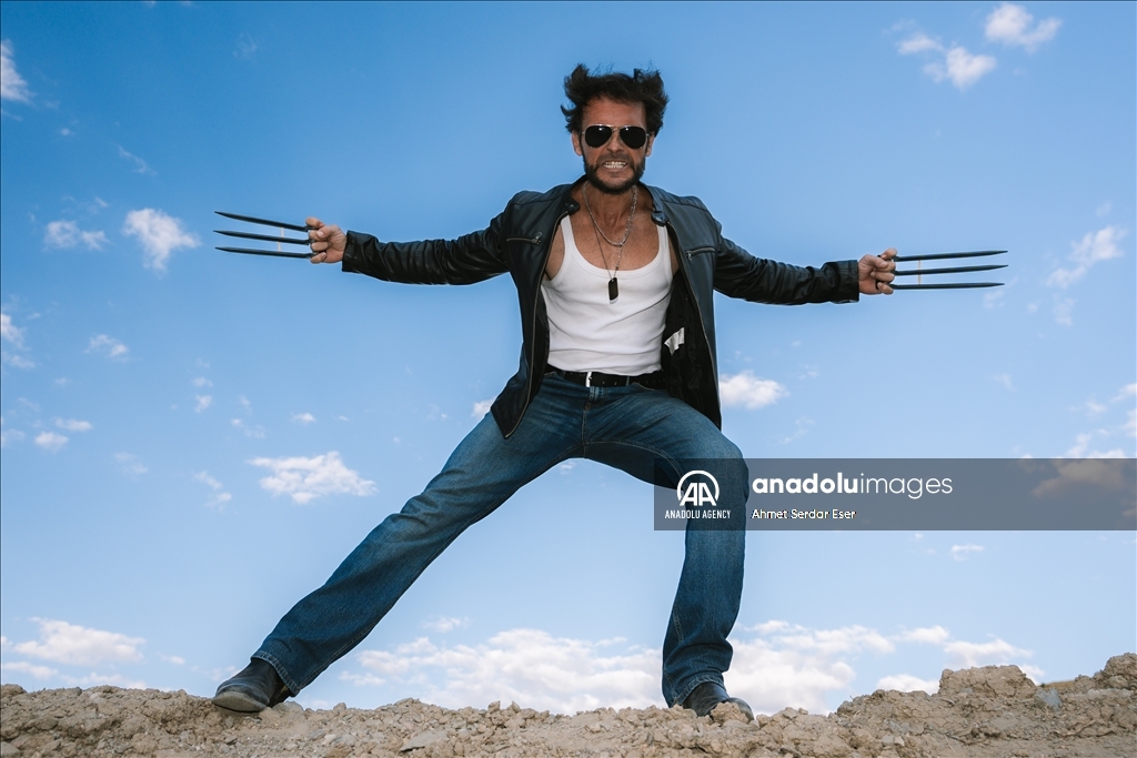 "Yerli Wolverine" verdiği pozlarla film sahnelerini aratmıyor