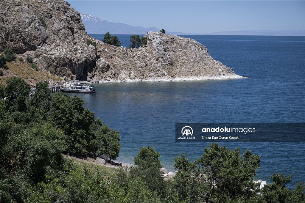 Van Gölü'ndeki Akdamar Adası