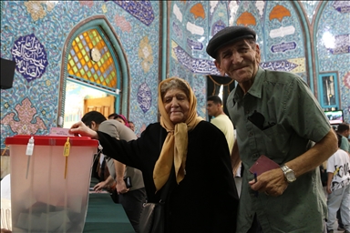 В Иране продолжается голосование во втором туре президентских выборов