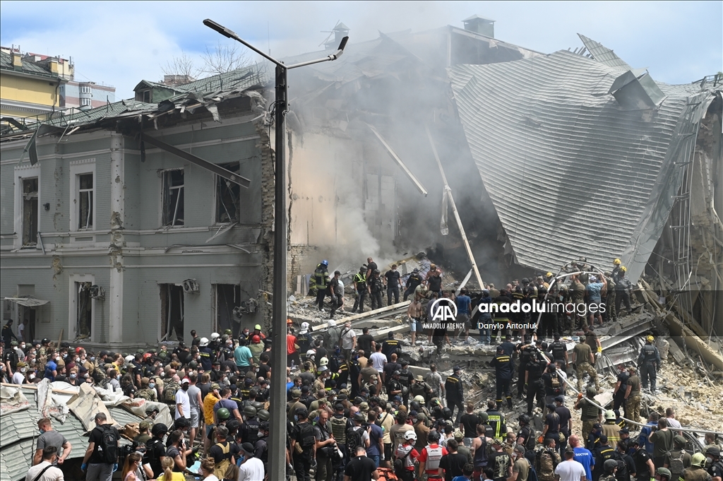 Russian attack on children's hospital in Kyiv results in multiple fatalities